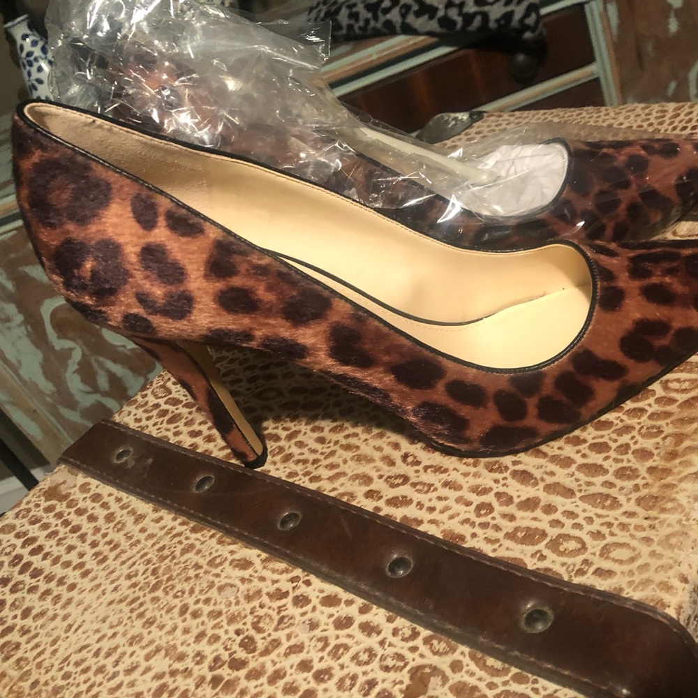 Brand new leopard hair pumps